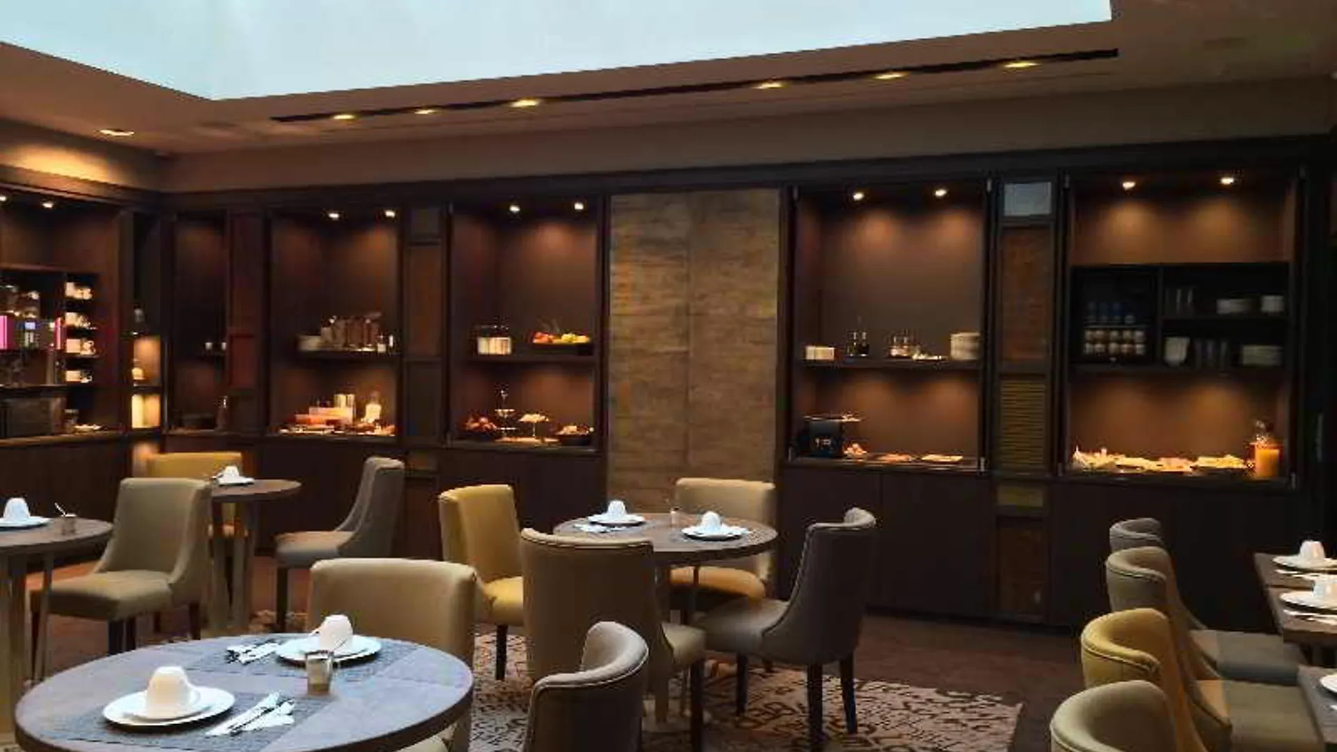 Saxe Eiffel Hotel Paris